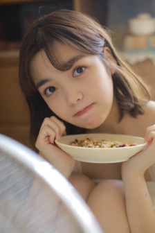 美女裸露双奶头屁股无遮挡网站